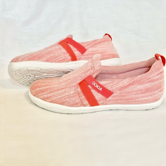 Gokia Pink Slip-On Shoes - Picture 5 of 7